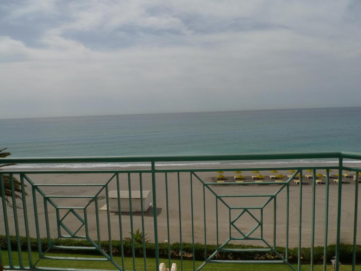 Torrox Costa Beachfront Apartment Dış mekan fotoğraf