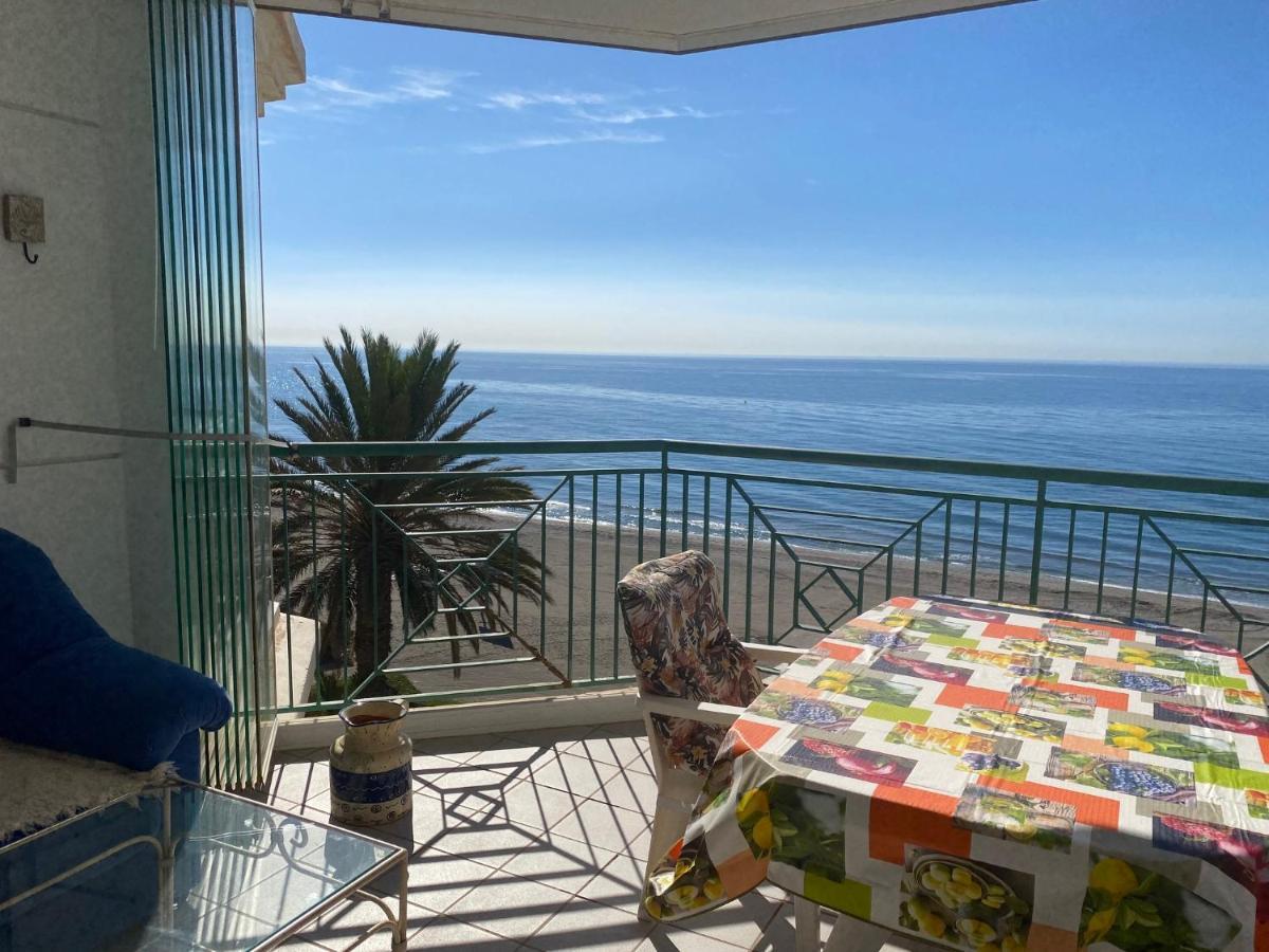 Torrox Costa Beachfront Apartment Dış mekan fotoğraf