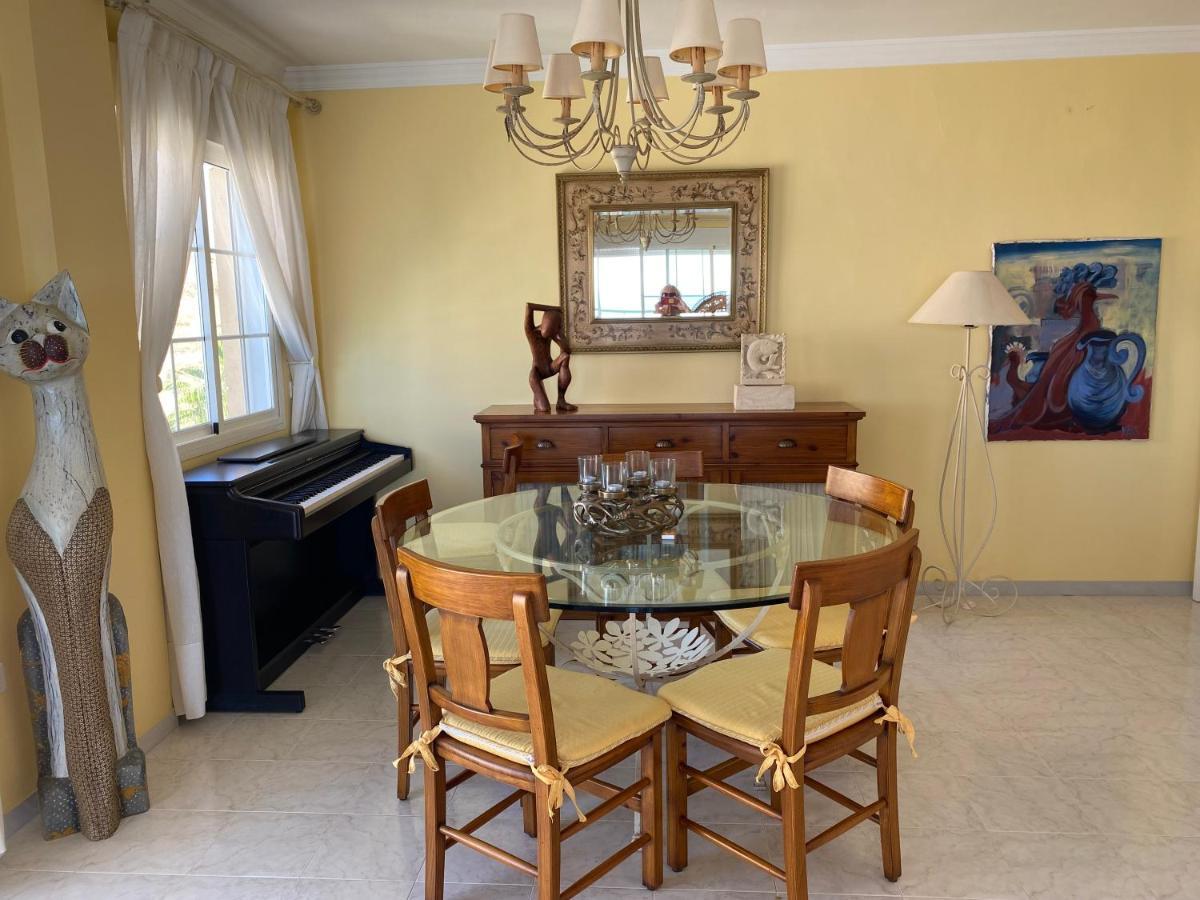 Torrox Costa Beachfront Apartment Dış mekan fotoğraf